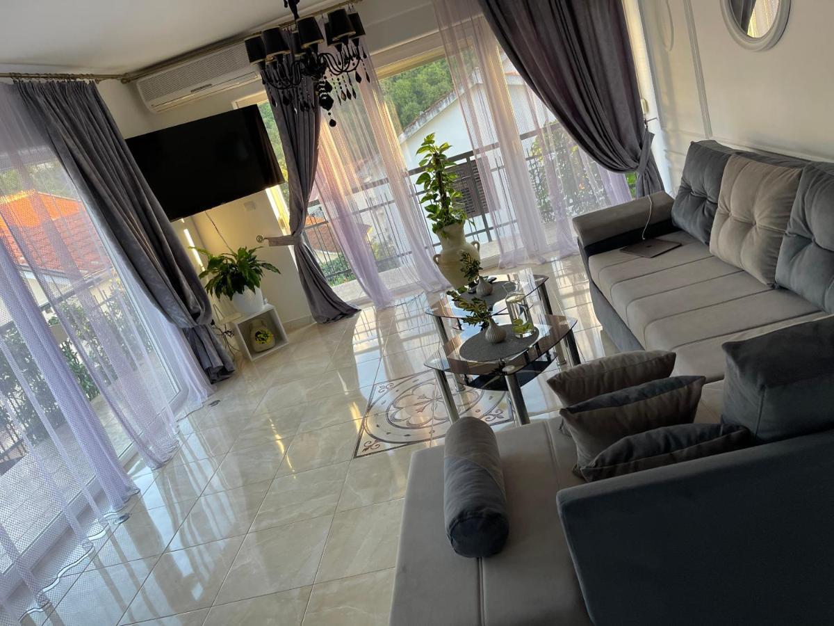 Apartmani Cirovic Luxury Herceg Novi Bagian luar foto
