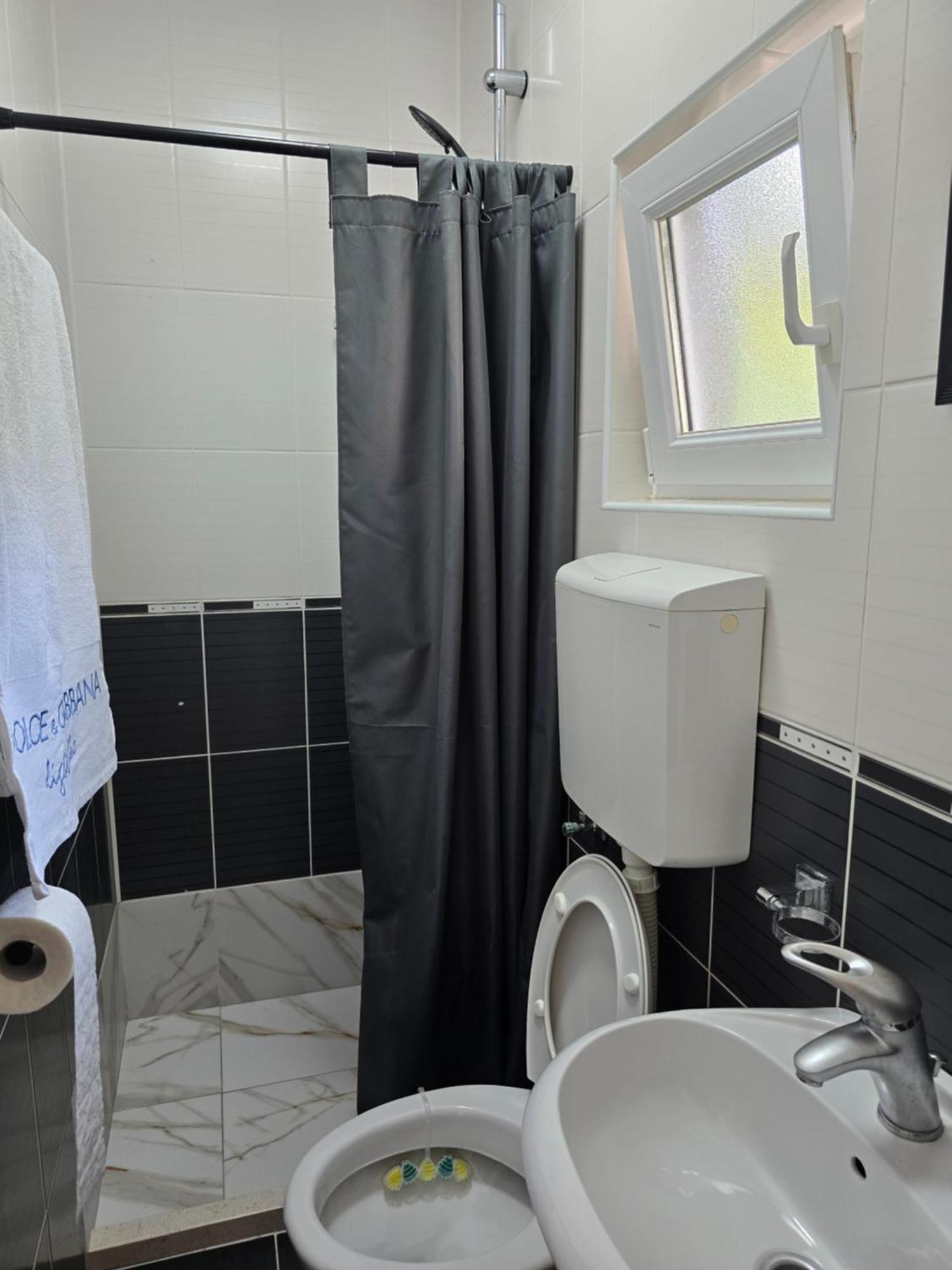 Apartmani Cirovic Luxury Herceg Novi Bagian luar foto